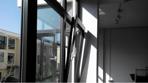 都2020年了，你還在與高端門窗談價格，和低端門窗談質(zhì)量？