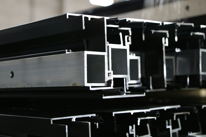 日子過久了才發(fā)現(xiàn)，家里使用樓上樓節(jié)能系統(tǒng)門窗很有必要！