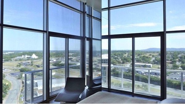 工程門窗中后裝法是什么意思？承接工程門窗項目有必要搞懂的后裝法。