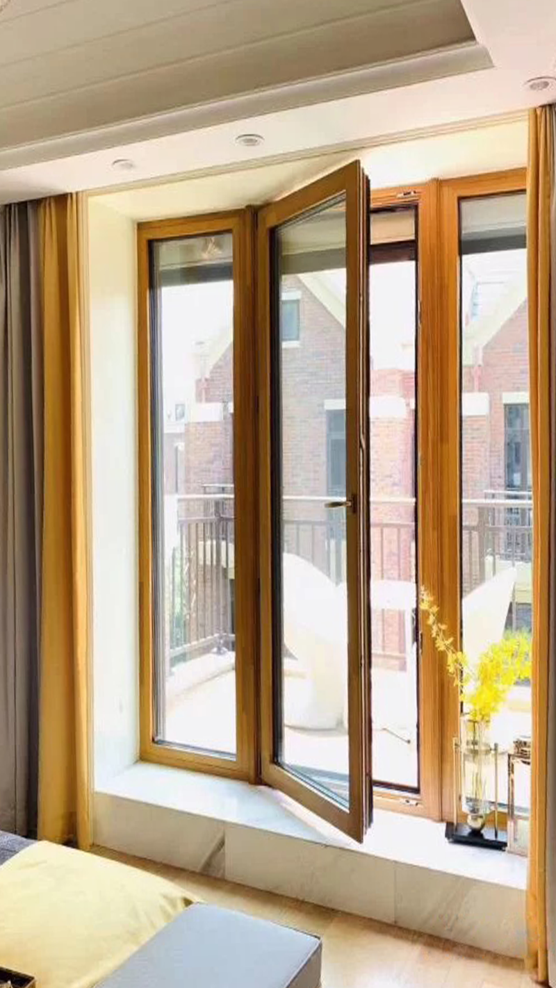 別再嫌這款鋁木復(fù)合門窗貴啦，用起來它真的物超所值！