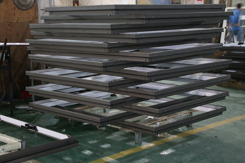 來看看樓上樓高端門窗的行業(yè)標(biāo)準(zhǔn)，別再使用“差不多”的鋁合金門窗啦！