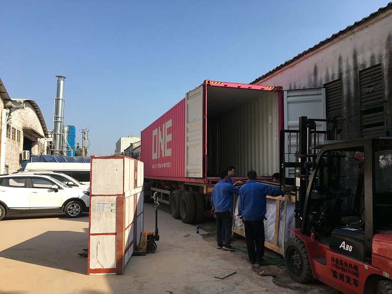 私家別墅豪宅定制的高端鋁合金門窗即將被送出國！