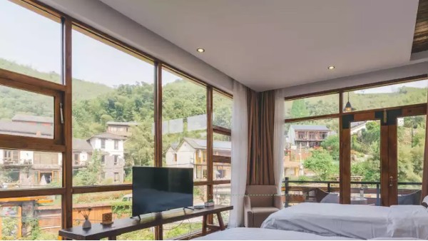 佛山高端鋁木系統(tǒng)門窗哪家門窗定制廠家的好？